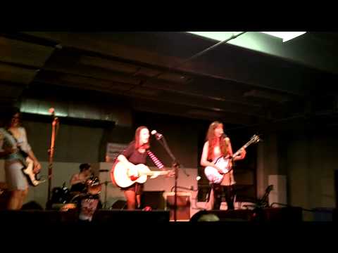 Denver Hole Tribute Band - Jennifer's Body "Celebrity Skin"