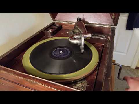 He Wears a Pair of Silver Wings — Abe Lyman and his Californians 1942