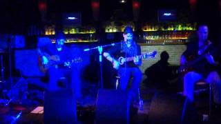 Estoy aqui- Guille Barea (Sala Privat 16/3/2012)