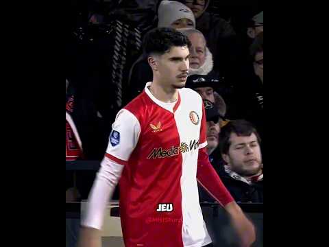 Le fils de Vam Persie sauve son Pere en tan que entraîneur😱