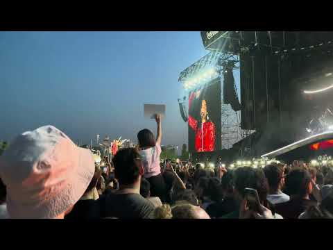 Dua Lipa - A far l'amore comincia tu (Raffaela Carrà Cover) (Live at I-Days 2025)