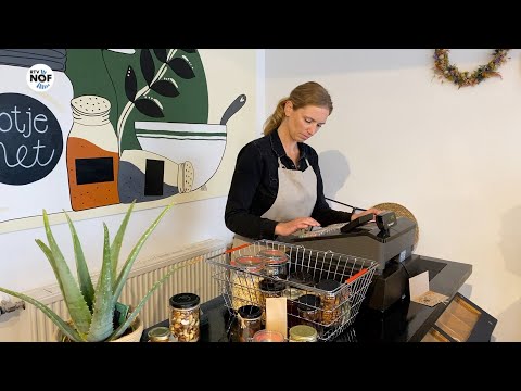 Potje Met opent winkel in Surhuisterveen