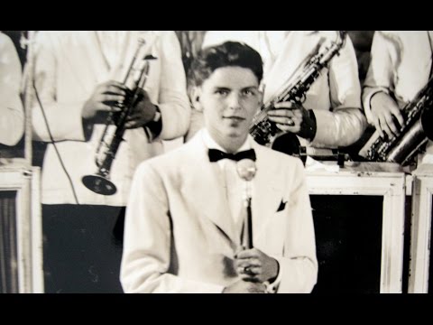 Frank Sinatra  "It Was A Very Good Year"