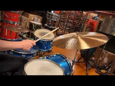 Paiste 22" Signature Traditionals Light Ride 2455g image 4