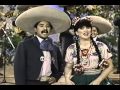 Classic Sesame Street- Linda Ronstadt sings "Y Andale"