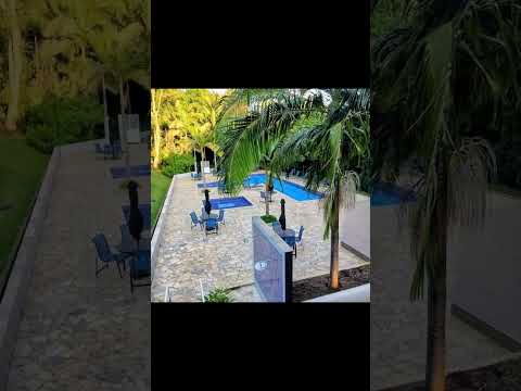 Casa a venda Condomínio Bosque dos Jatobás, com acesso privativo à Escola Divina Providência — segurança, praticidade e qualidade de vida