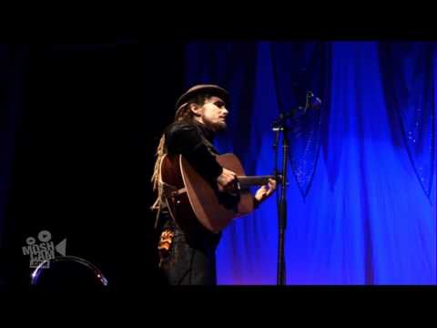 You Looked So Good - Clare Bowditch and The Feeding Set