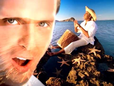 Luis Miguel - El Viajero (Official Music Video)