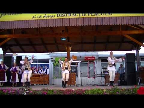 Formatia Romanasul Brasov. 12 octombrie 2013. Caransebes. Festivalul "Toamna la gugulani". 3