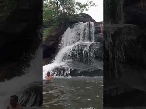 cachoeira de Paracupeba Redenção Ceará 😄😄😄😄😄😄