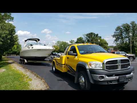 Hook Em' Up Towing: 24-Hour Emergency Towing & Roadside Assistance in Nashville