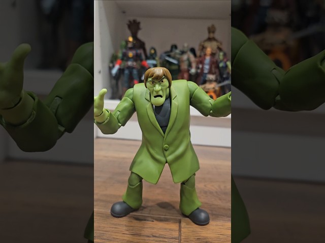 Vídeo relacionado con Jada Toys, Figura Scooby-Doo Creeper articulada 15,8 cm, más de 25 Puntos de articulación, con Cabeza y Manos alternativas, Caja temática Decorada con Ventana Transparente, +13 años (9335626314R00)