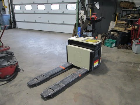 ALLIS CHALMERS ACWF / I-40 Material Handling Fork Lift Trucks | Global Machine Brokers, LLC (1)