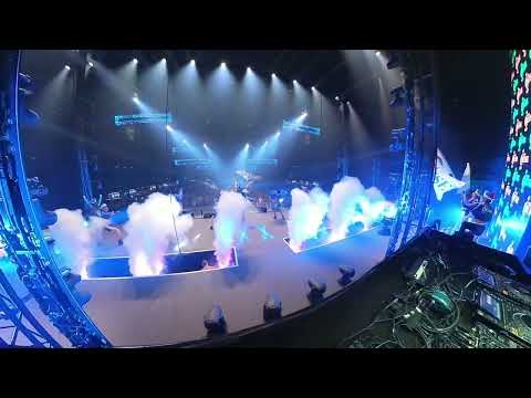 Dj Andrei Stan spreading Love at ING ARENA ( Palais 12 ) for La Demence