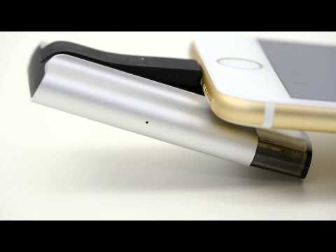 「iXpand フラッシュドライブ」はデータ転送時にLEDライトが点滅