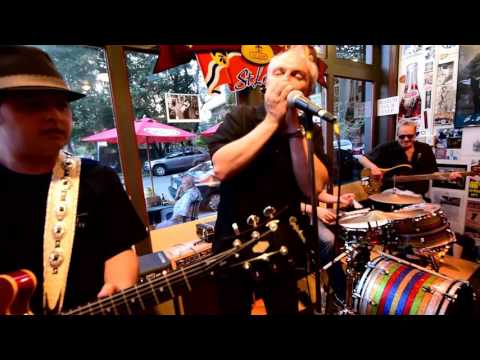 RJ Mischo and Friends at the Blues City Deli #6