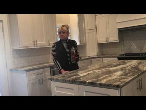 Realtor Buys His Mom Her Very Own Home