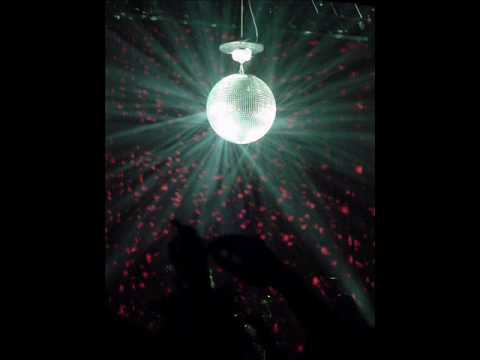 Buzz Junkies / Three Degrees - The Runner