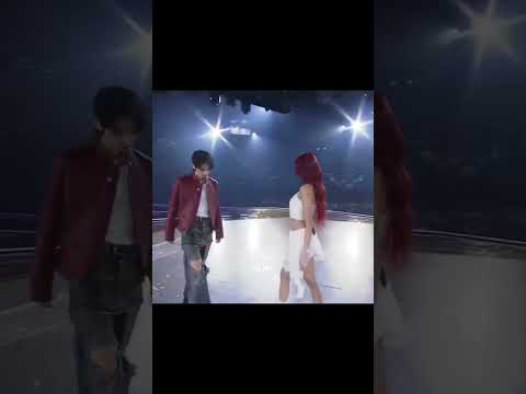 yeonjun after eyes contact with yuna 💕👑 #yeonjun #yuna #itzy #txt #sbs2023 #moment #fypシ