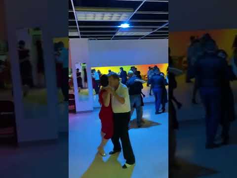 'El Vals de Los 15 Años' by Carlos Habiague 🌸2/2022 Maryland