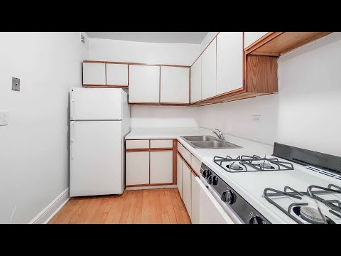 Tour a Buena Park 2-bedroom a short walk from Target and Jewel-Osco Tour a Buena Park 2-bedroom a short walk from Target and Jewel-Osco