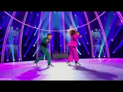 SYTYCD S17 - Thiago & Essence duo live performance