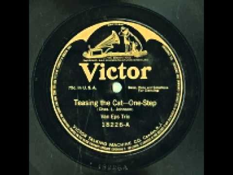 "Teasin' The Cat" - Van Eps Trio (1916 Victor)