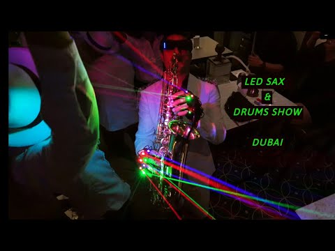 OIG (Javi Reina, Alex Guerrero) - Ariel Duque (Sax Cover) LED SAX SHOW
