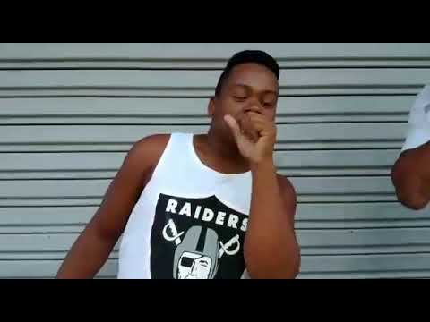 Mc Neguinho ADQ e MC Lovera-  Medely