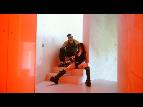 MCR-T & Six Sex - Mojado y Mojada (Official Video)