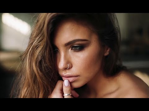 Dj Sebi si Cosmin - Sa mi dai buzele