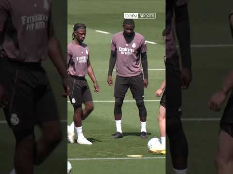 🎬🥹 Carvajal dirige l'entraînement du Real Madrid avant son dernier match avec les Merengue !