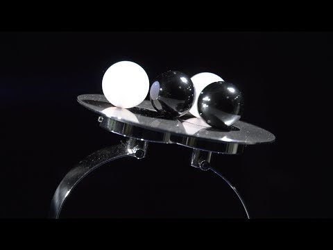 Friedrich Becker - Zum Spielen geboren | Ausstellung Deutsches Goldschmiedehaus