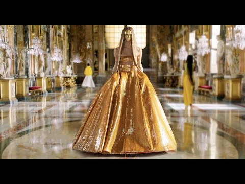 Valentino | Haute Couture | Spring/Summer 2021