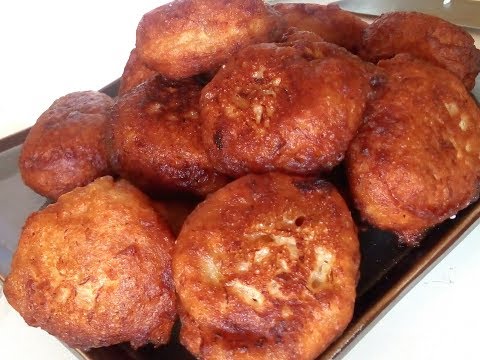 TRINIDAD FIG FRITTERS. BANANA FRITTERS. GULGULA