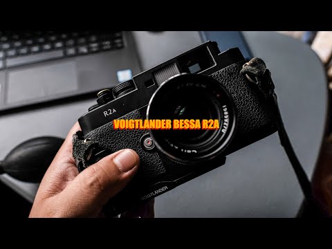 My Favorite Film Camera for Street Photography | Voigtlander Bessa R2A