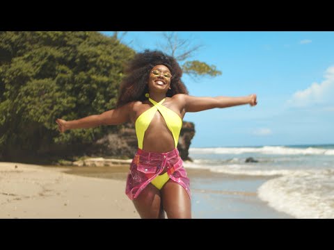 [MUSIC] Nailah. Blackman sweet & loco