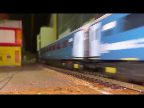 Arriva Mk3 wag DVT run, with 57 subbed in for 67. (Coupler issues)