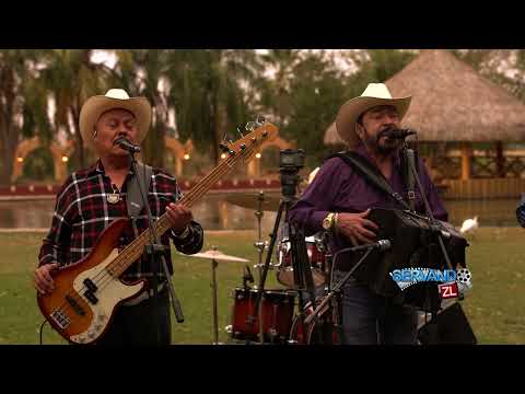 Los Intocables Del Norte - Botes y Cuartitos (En Vivo 2023)