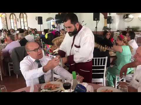 Camareros infiltrados bodas