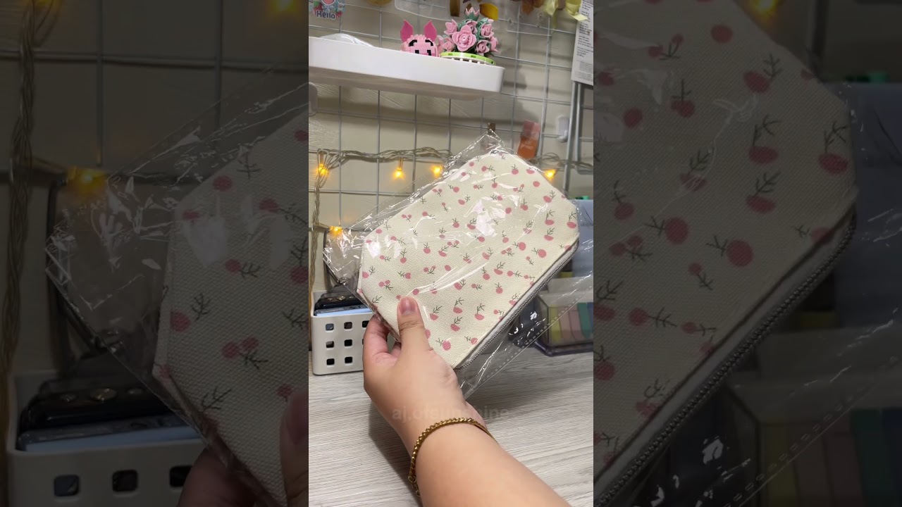 floral canvas pouch #canvaspouch #makeupbag #pencilcase #coquette #minimalist #floral #pouch #fyp