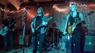 Dimaond Aces (1) Shes So Perfect @ The HandleBar (2017-02-22)