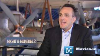 Интервью с Хэнком Азария