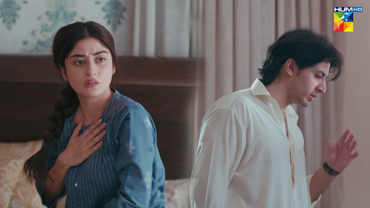 Kamre Mein Aanay Ki Tameez Nahi Hai Knock Kar Ke Aaya Karo..! #sajalaly | Zanjeerain - HUM TV