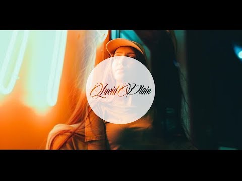 Vitaco feat. Kiki - Hot Stuff