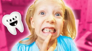 КАК МИЛАНА ВЫРВАЛА ЗУБ?? БАТУТЫ ПАПА И МАМА КАК ДЕТИ!!!!! веселимся всей семьей наш влог