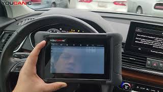 Audi Q5  How to Program and Register a New Battery with YOUCANIC Scanner