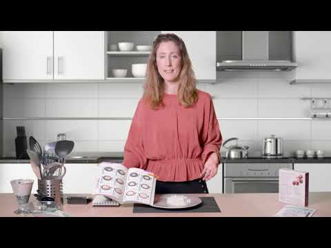 Carbohydrate counting using the Carbs & Cals ‘Carb & Calorie Counter’ book.