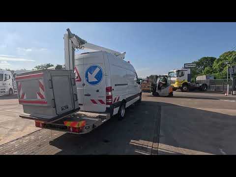 Mercedes-Benz Sprinter video nahled
