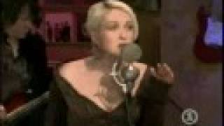 Cyndi Lauper &amp; Vivian Green - I&#39;ll Be Your River Acoustic